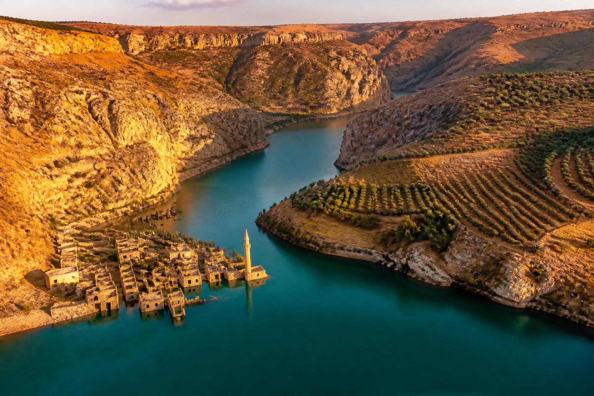 The Euphrates river winding through the hills of Halfeti, Gaziantep
